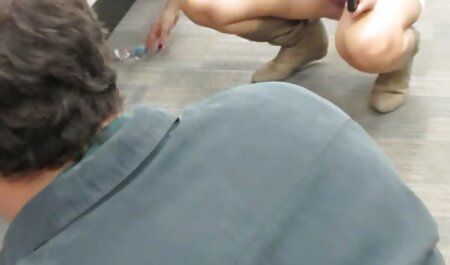 Emma Watson, Mae Whitman và bella đồ bikini video phim set nhat ban